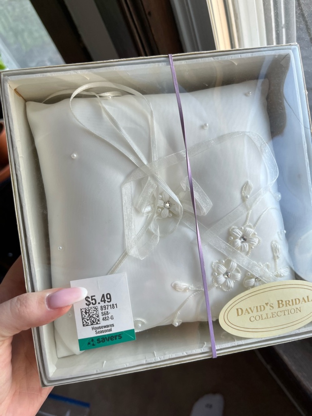 David's Bridal White Satin Floral Embroidered Ring Pillow